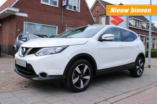 NISSAN QASHQAI 1.2 CONNECT EDITION / Rijklaarprijs /  360 Camera / Trekhaak