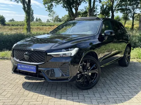 Volvo XC60 2.0 T8 Plug-in hybrid AWD Ultra Black Edition 455pk Luchtvering / 21inc / Trekhaak