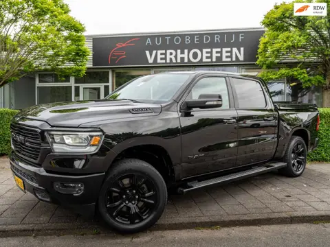 Dodge Ram 1500 5.7 V8 4x4 Crew Cab Big Horn | STUUR & STOELVERWARMING | PARKEERCAMERA | CRUISE | NAP