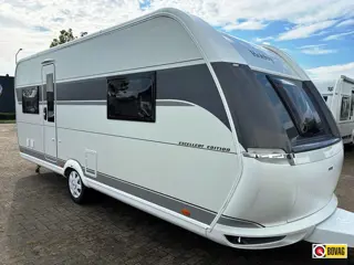 Hobby Excellent Edition 540 UFF met queensbed