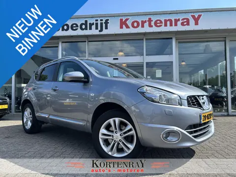 Nissan Qashqai 2.0 Tekna /achteruitrijcam/cruise control/panorama dak/keyless entry/de auto is in go