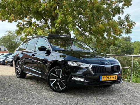 Skoda Octavia Combi 1.4 TSI iV PHEV | 1e eigenaar | BTW | Bom vol!! nu €13.975,-!!