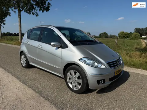 Mercedes-Benz A-klasse 170 Avantgarde/Automaat/Orgineel NL/Km NAP !