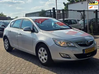 Opel Astra 1.4 Edition Airco elektrische ramen cruis control cv op afs