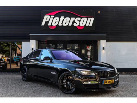 BMW 7-serie 750i M-Pakket PANO NAP SOFTCLOSE HUD 360 CAMERA