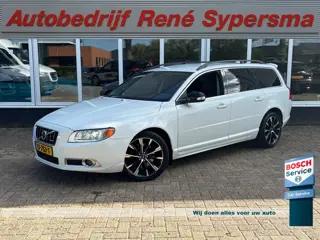 Volvo V70 2.5T Summum | Trekhaak | Stoelverwarming | Parkkeersensoren | Bluetooth | Cruise