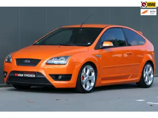 Ford Focus 2.5 ST Youngtimer Recaro stoelen Climate Stoelverwarming Cruise