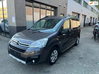 Citroen Berlingo 1.2 PureTech Feel! 111 DKM! Boekjes! Airco!