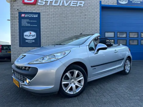 Peugeot 207 CC 1.6 VTi Première