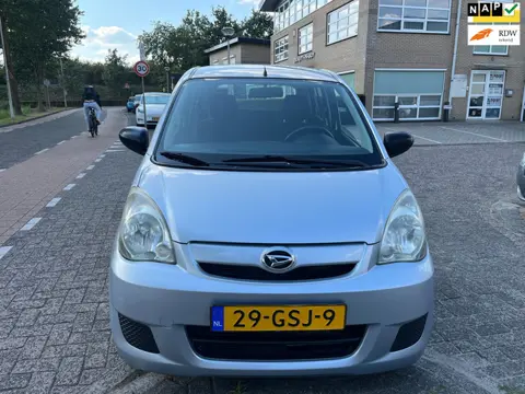Daihatsu Cuore 1.0 Trend 5 deurs zeer nette auto