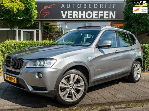 BMW X3 XDrive20i Upgrade Edition - AUTOMAAT - PANORAMADAK - APPLE CARPLAY - LEDER - XENON !