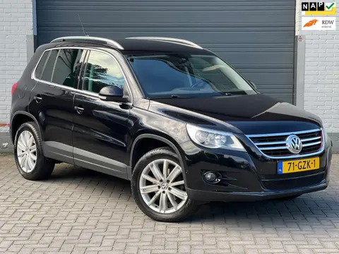 Volkswagen Tiguan 2.0 TSI 4Motion | 128DZ KM | NAP | Leder | Trekhaak | Xenon |NL Auto |