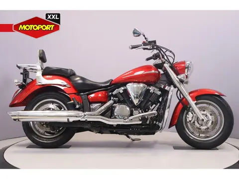 Yamaha XVS 1300 A MIDNIGHT STAR (bj 2007)