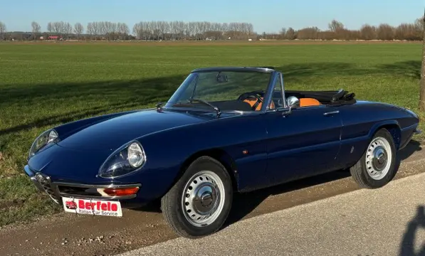 ALFA ROMEO SPIDER DUETTO 1600 '67 lederen interieur