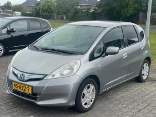 HONDA JAZZ Hybrid Automaat/ ECC/ Weinig km's/ Zuinig