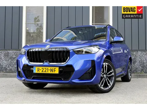 BMW X1 sDrive18i M.sport Rijklaarprijs-Garantie Panorama dak Leder Navigatie Head-Up Airco