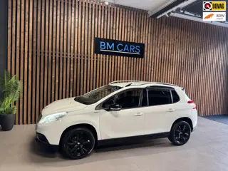 Peugeot 2008 1.2 PureTech Allure Airco, Navigatie, Pdc