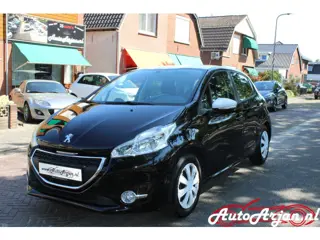 Peugeot 208 1.2 VTi Blue Lease Executive