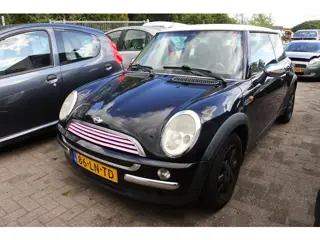 Mini 3-Deurs 1.6 One Salt koppeling aan vervanging toe nog rijbaar airco apk