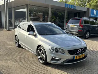 Volvo V60 T4 Aut R-Design Xenon PDC camera (bj 2014)