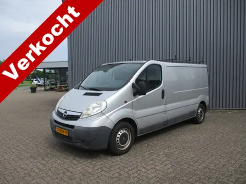 Opel Vivaro 2.0 CDTI L2H1 Trekhaak Airco (bj 2007)