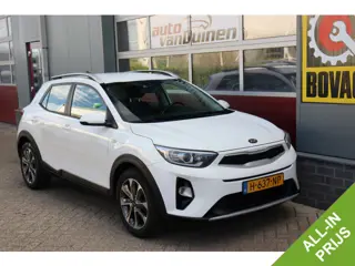 Kia Stonic 1.0 T-GDi DynamicLine O.a: Trekhaak, PDC, Cruise, Airco, Navi, Carplay, Etc. All-in prijs