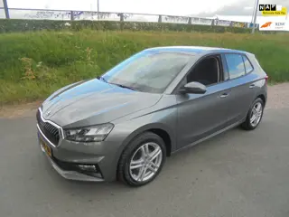 Skoda Fabia Skoda Fabia 1.0 benzine 5 deurs Automaat airco lmv 13.000km