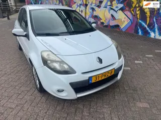 Renault Clio 1.2 Collection 5 deuren airco elektrische ramen sport wielen apk maart 2027 bouwjaar 20