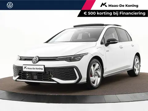 Volkswagen Golf 1.5 eHybrid 272pk DSG GTE · Panoramadak · 360 Camera · Head-Up Display · Matrix LED 