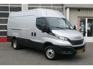 Iveco Daily 40C180 | L2H2 | Double Wheels | 93543Km | 2021 | 4200kg GVW | Tacho | Navi | A/C | Cruis