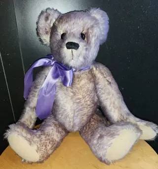 Charlie Bears - Beer - 1980-1989 - Verenigd Koninkrijk