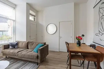 Woning aan de Nieuwe Boteringestraat te Groningen
