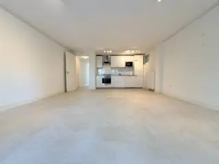 Woning aan de 's-Gravendijkwal te Rotterdam