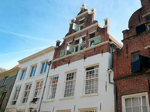 Woning aan de Menstraat te Deventer