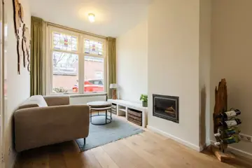 Woning aan de Pieter de Hooghstraat te Utrecht
