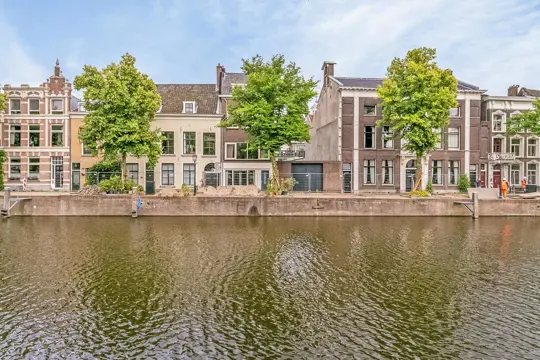 Woning aan de Lange Haven te Schiedam