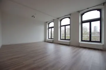 Woning aan de Schiedamsesingel te Rotterdam