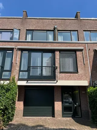 Woning aan de Industriehaven te Hellevoetsluis