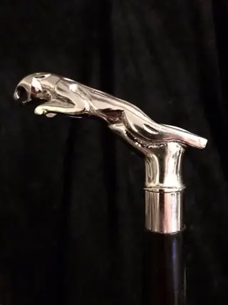 Embleem/mascotte/kenteken - A very elegant and classy