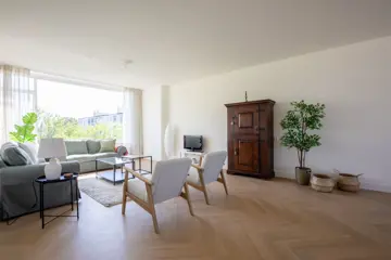 Woning aan de Groen van Prinstererlaan te Den Haag