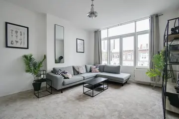 Woning aan de Anton de Haenstraat te Den Haag