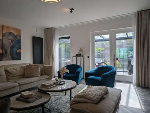 Woning aan de Frank van Hulsentoplaan te Den Haag
