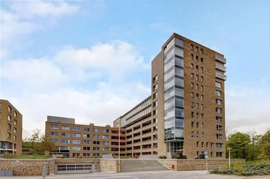 Woning aan de Laan van de Helende Meesters te Amstelveen