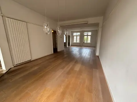 Woning aan de Jan Willem Brouwersstraat te Amsterdam
