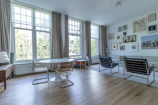 Woning aan de Leidsegracht te Amsterdam
