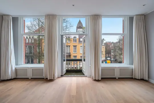 Woning aan de Johannes Verhulststraat te Amsterdam