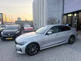 BMW 3-serie 330i High Executive Edition VOL OPTIES! INRUIL MOGELIJK!
