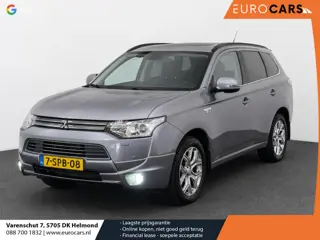 Mitsubishi Outlander 2.0 PHEV instyle+ Navigatie Climate Control Panoramadak Parkeerhulp Stoelverwar