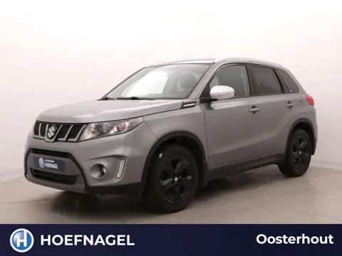 Suzuki Vitara 1.4 S | Trekhaak | Adaptive Cruise | Stoelverwarming | Camera | CarPlay | Parkeersenso