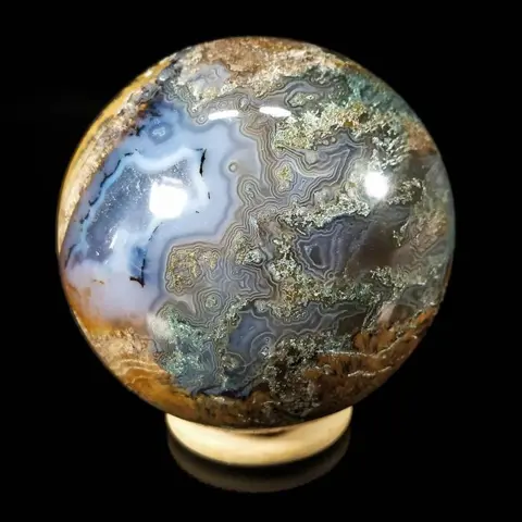 Zeldzame en prachtige minerale bol - Deels blauwe agaat en